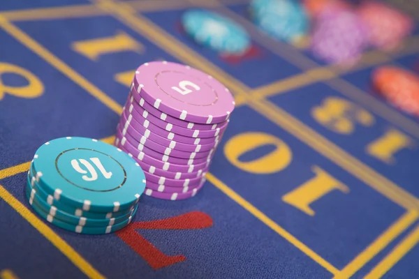 rembo togel mobile app interface showing football markets and live-dealer tables